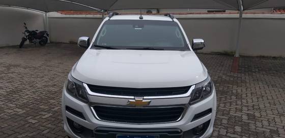 CHEVROLET S10 2.8 HIGH COUNTRY 4X4 CD 16V TURBO DIESEL 4P AUTOMÁTICO